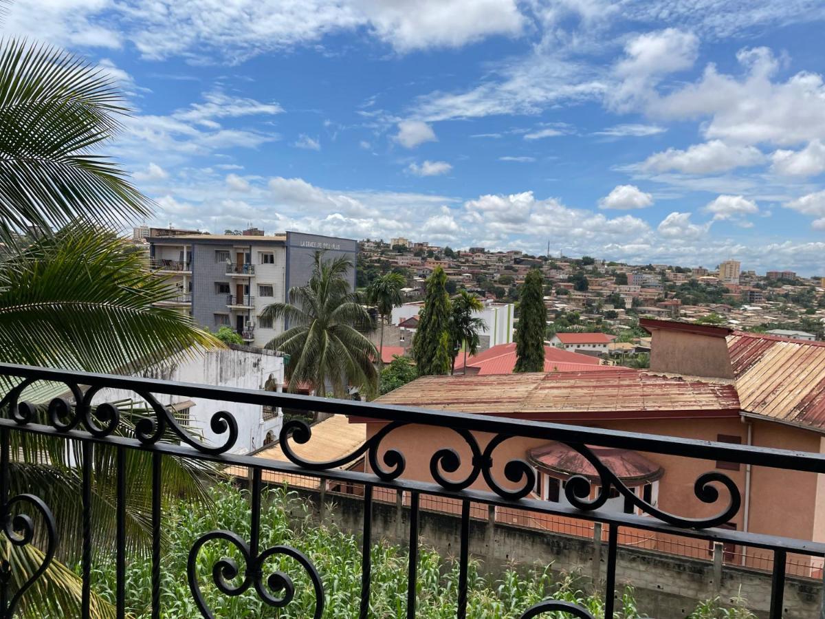 Appartements Modernes, Wifi, Tv - Yaounde, Omnisports Exterior foto